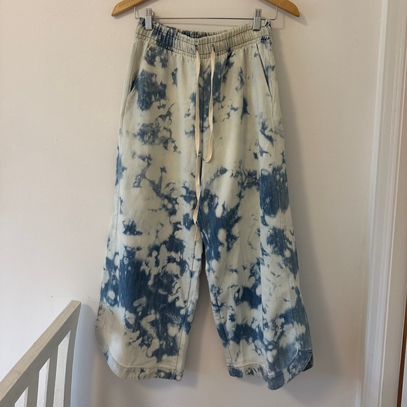 Three Bird Nest The So Comfy Wide Leg Pant in Blue Bleached Denim - Size Medium - Picture 1 of 12